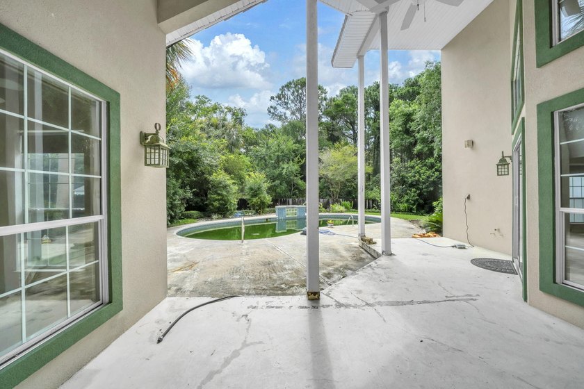Opportunity awaits in the highly sought-after Golf Community of - photo 36