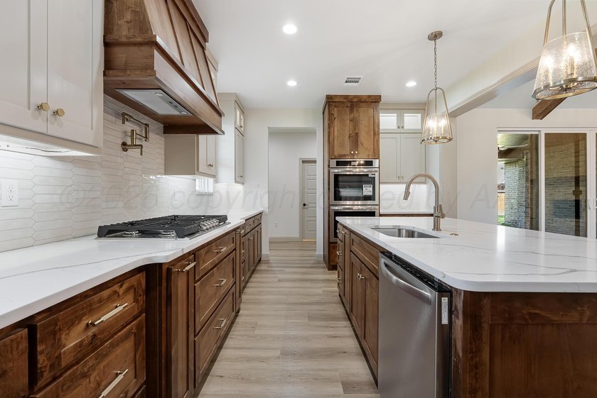 Welcome to this stunning new construction home featuring luxury - photo 10