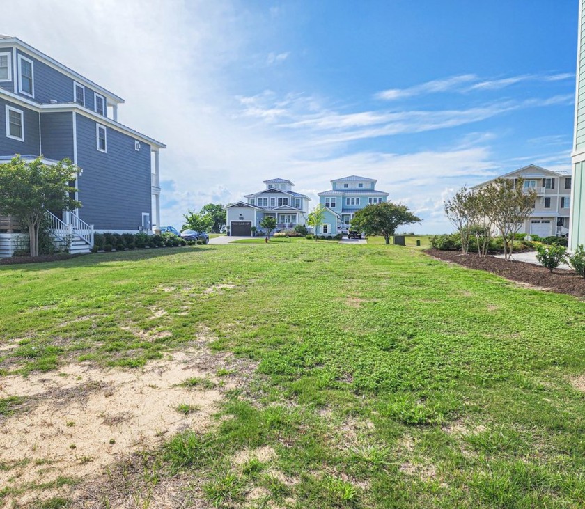 Build your dream home here! Beautiful views across lake with - photo 4