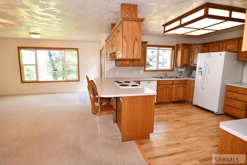 LOCATION LOCATION with water views!!!! This beautifully designed - photo 13