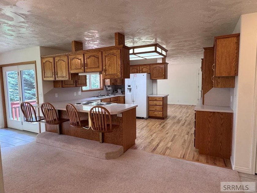 LOCATION LOCATION with water views!!!! This beautifully designed - photo 19