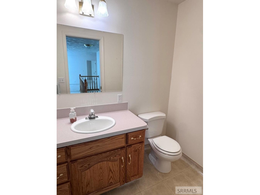 LOCATION LOCATION with water views!!!! This beautifully designed - photo 29