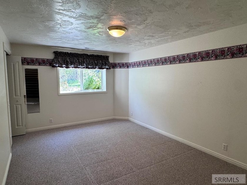 LOCATION LOCATION with water views!!!! This beautifully designed - photo 38