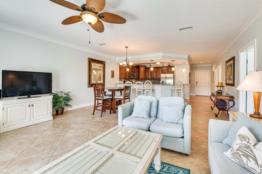This beautifully maintained 2-bedroom, 2-bath condo is sold - photo 12