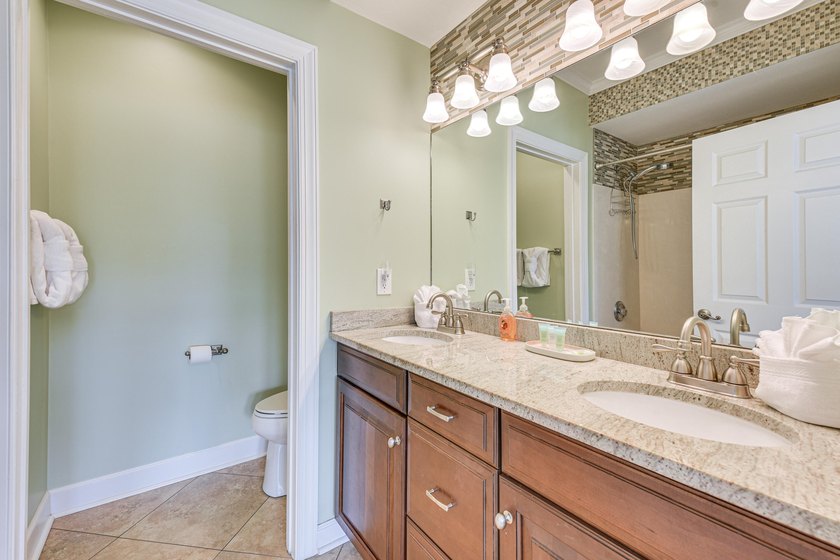 This beautifully maintained 2-bedroom, 2-bath condo is sold - photo 23