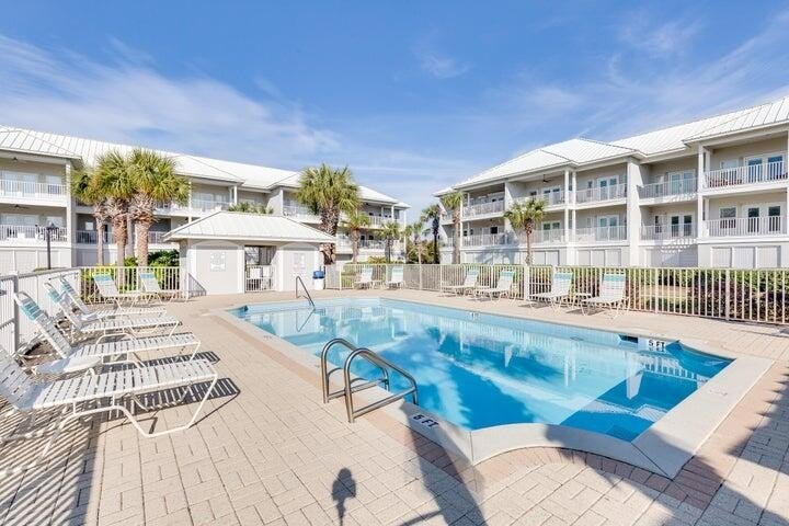 This beautifully maintained 2-bedroom, 2-bath condo is sold - photo 34