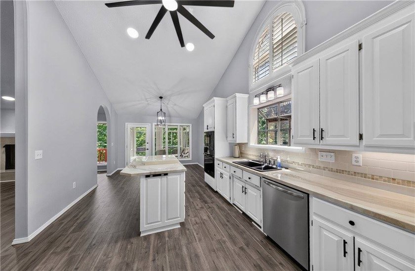Come see this gorgeous home that has fresh paint, newer stove - photo 15