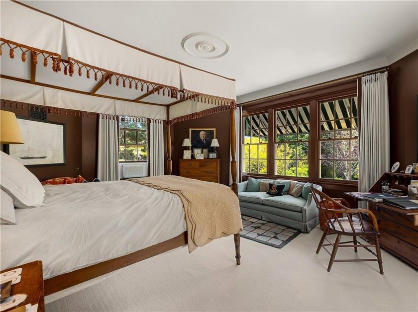 *Roselawn* is a landmark Gothic/Revival/Italian Villa estate - photo 22