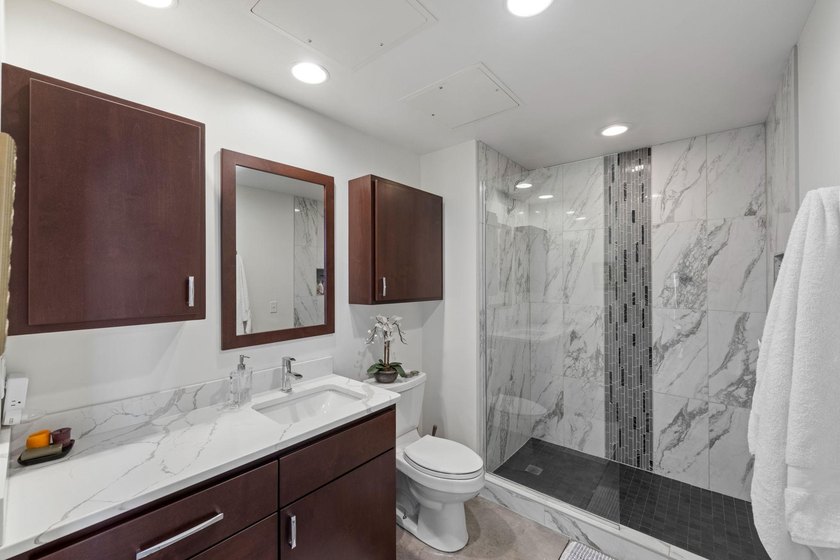 Live in the heart of the North Loop at Tower Lofts. This - photo 11