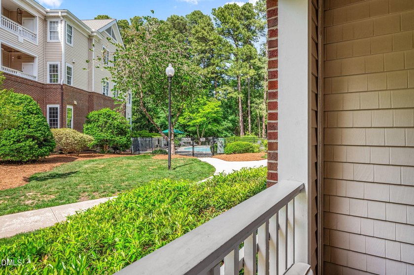 Fantastic opportunity to live within walking distance to - photo 24