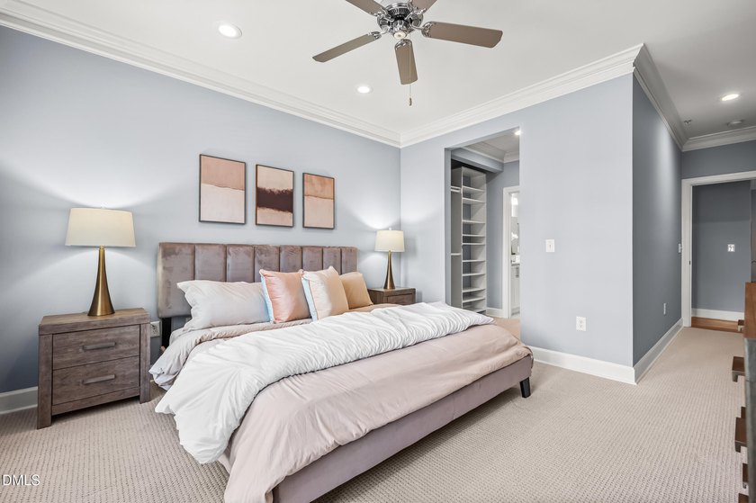 Fantastic opportunity to live within walking distance to - photo 27