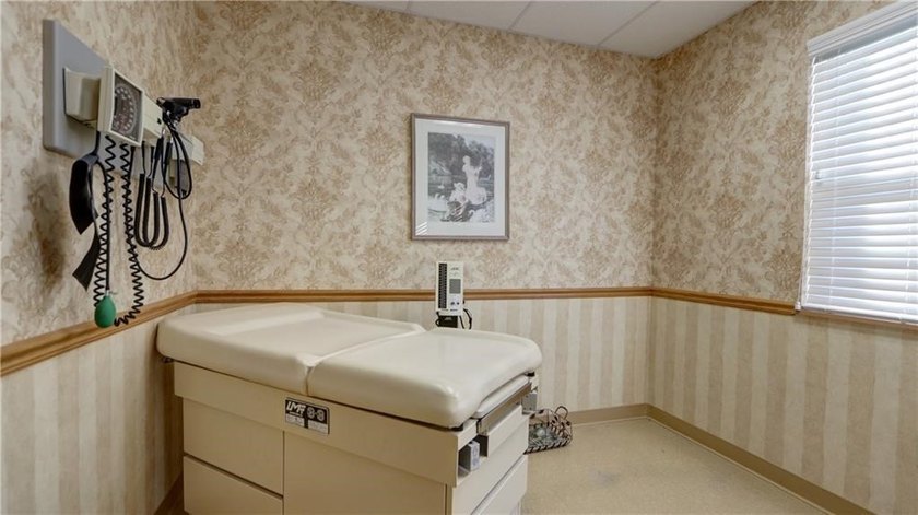 With over 4,700 square feet of well-designed space, this - photo 32