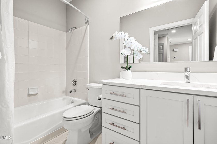 Fantastic opportunity to live within walking distance to - photo 37