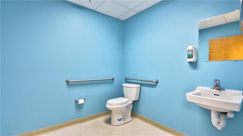 With over 4,700 square feet of well-designed space, this - photo 46