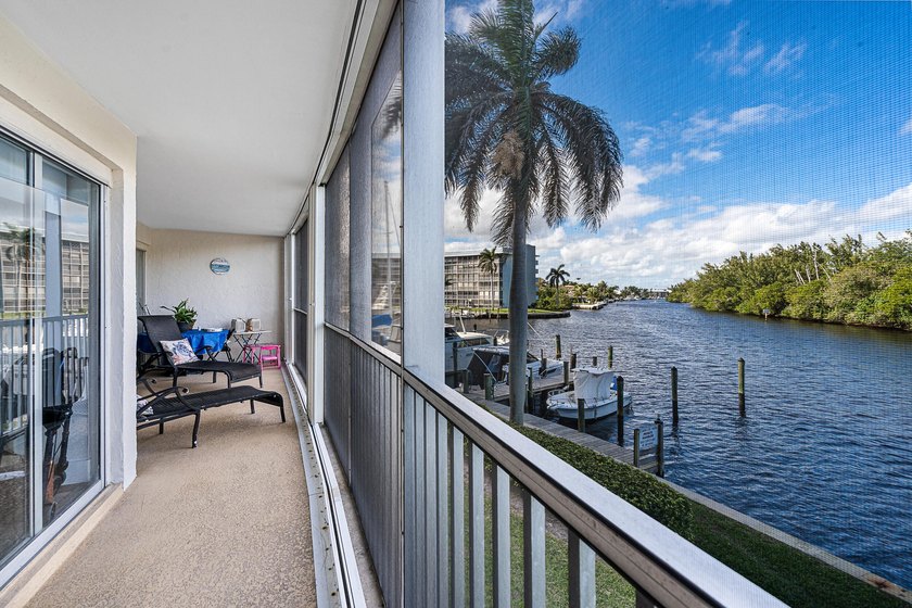 Enjoy breathtaking views of the Hillsboro River and natural - photo 21