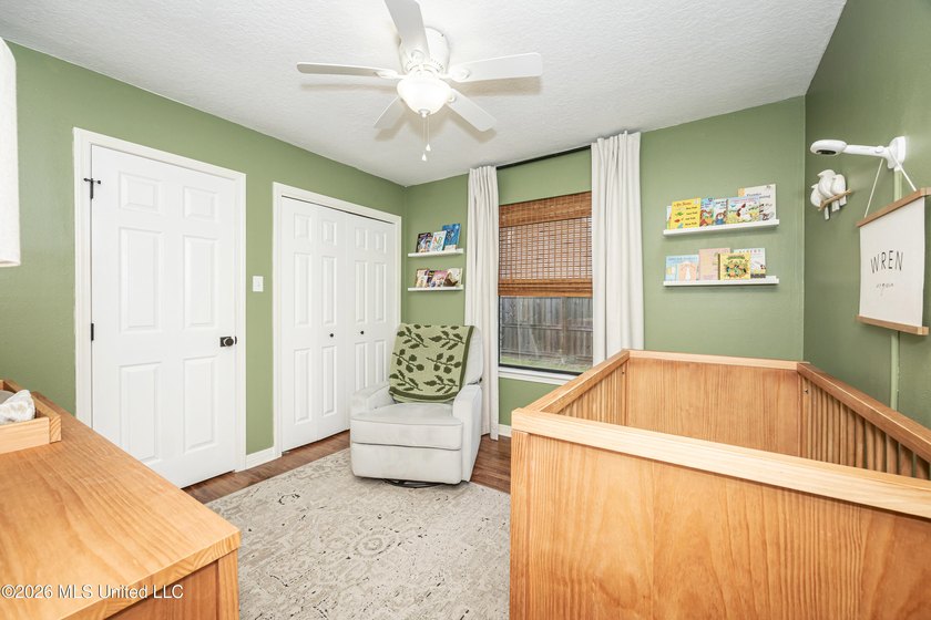 Beautifully maintained, move-in ready home situated on a - photo 30