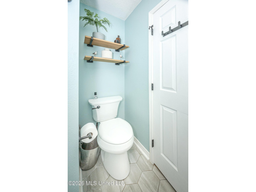 Beautifully maintained, move-in ready home situated on a - photo 40
