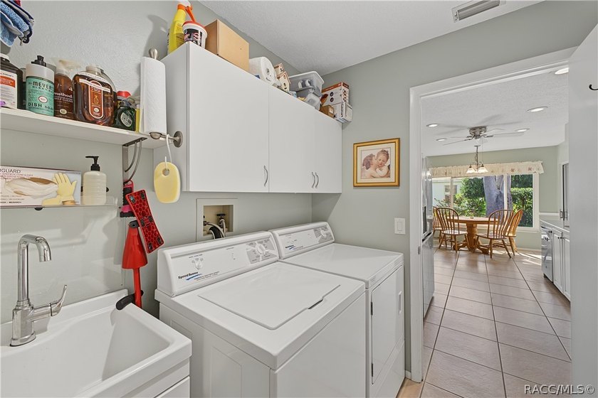 You'll love this beautifully maintained, furnished, 2-bedroom - photo 22