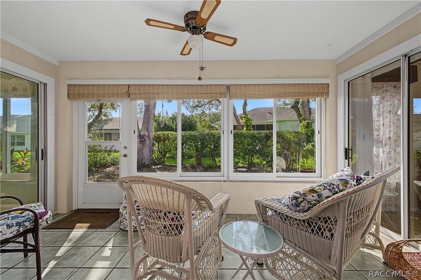 You'll love this beautifully maintained, furnished, 2-bedroom - photo 35