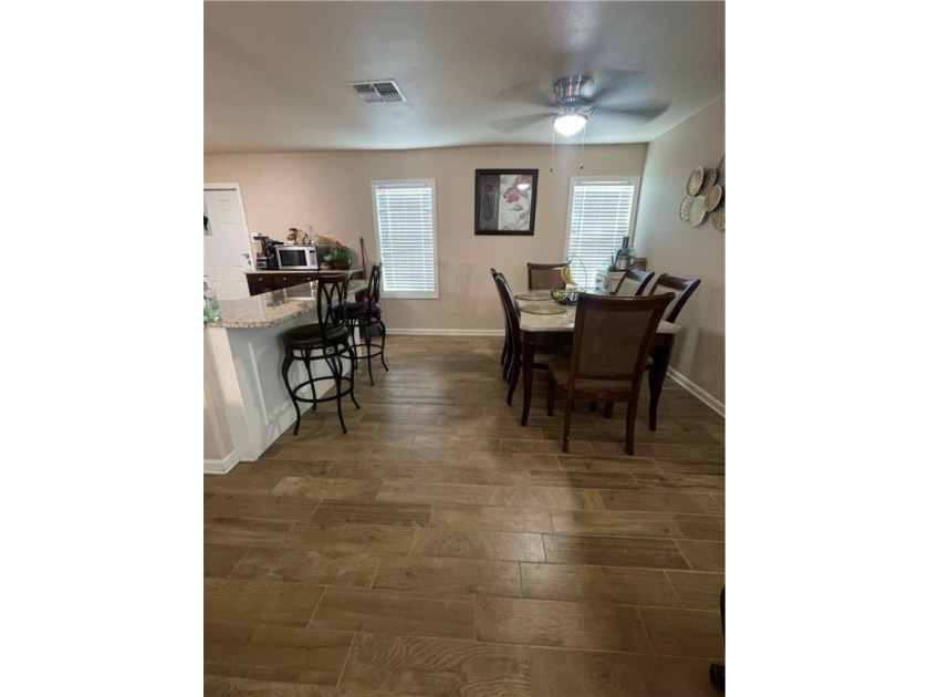 Welcome to this Charming and Cozy home that has been well loved - photo 8