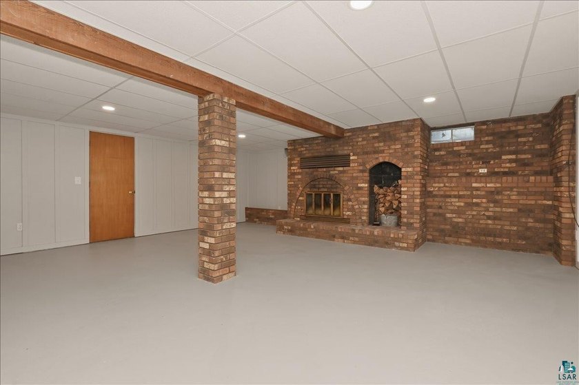 What an incredible opportunity to own this well-maintained - photo 19
