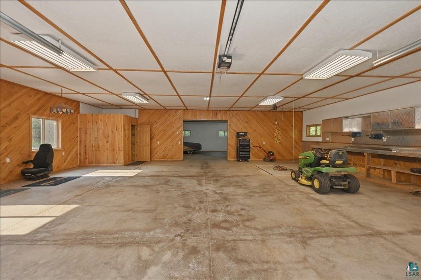 What an incredible opportunity to own this well-maintained - photo 30