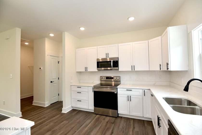 Builder is offering $5,000 toward buyer closing costs. There is - photo 10