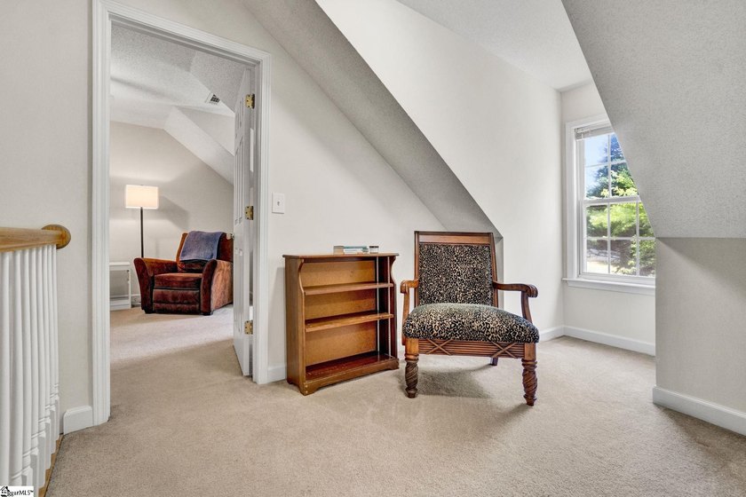 Contact Lisa Murray. Welcome home to this beautifully maintained - photo 30
