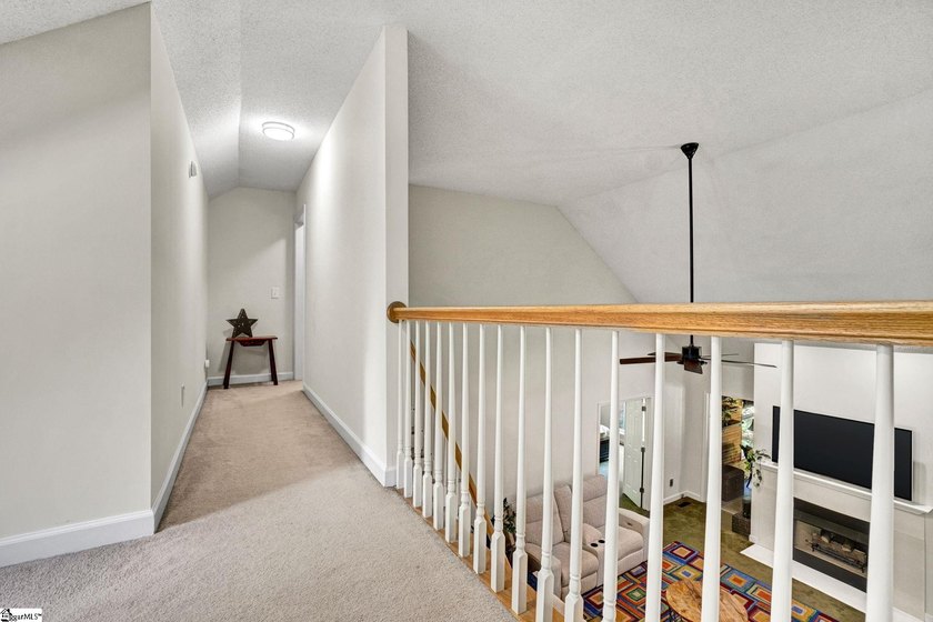 Contact Lisa Murray. Welcome home to this beautifully maintained - photo 31