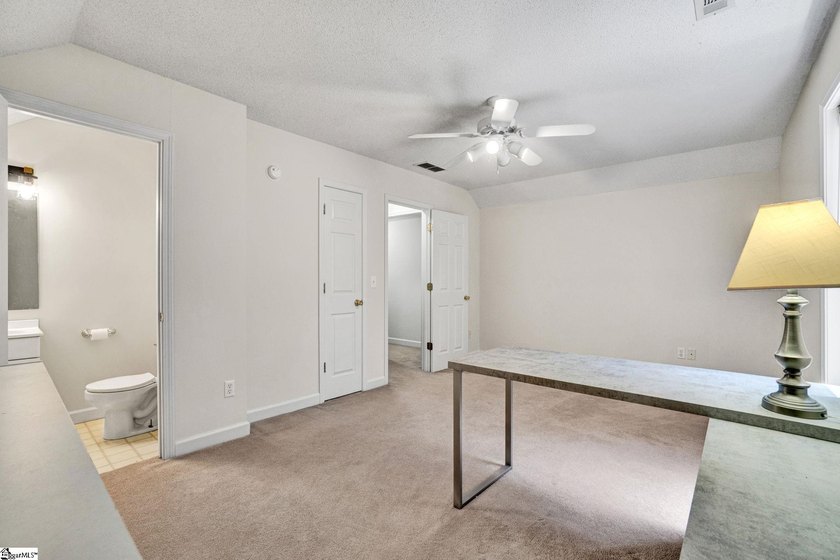 Contact Lisa Murray. Welcome home to this beautifully maintained - photo 35