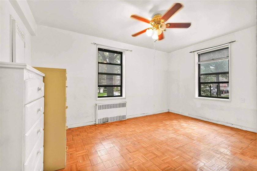 Charming 1-Bedroom Apartment in Prime North Flushing Location; - photo 6