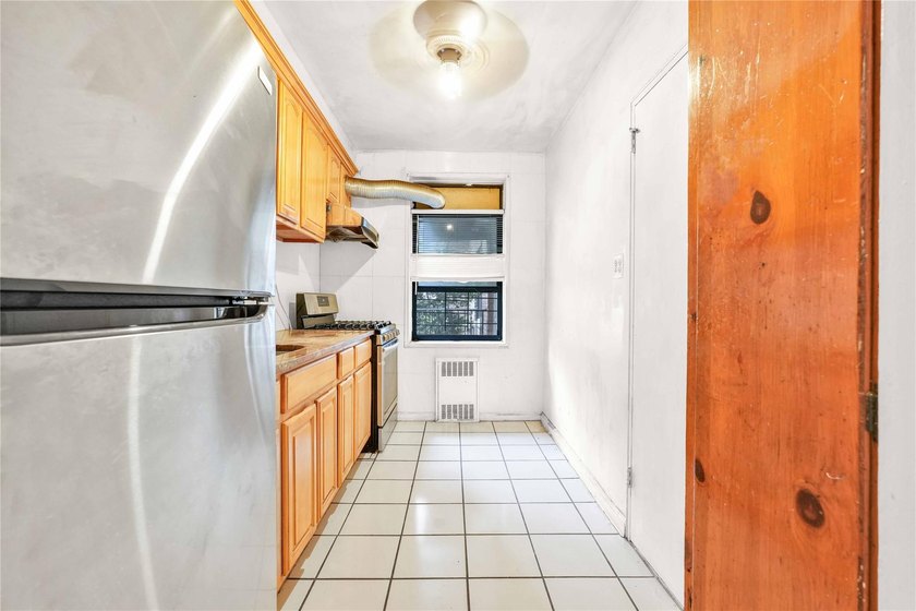 Charming 1-Bedroom Apartment in Prime North Flushing Location; - photo 9