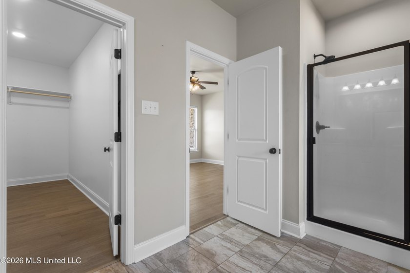 Don't miss this beautifully maintained home in the Savoy Place - photo 20