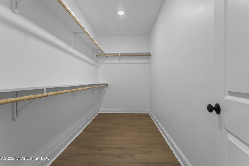 Don't miss this beautifully maintained home in the Savoy Place - photo 21