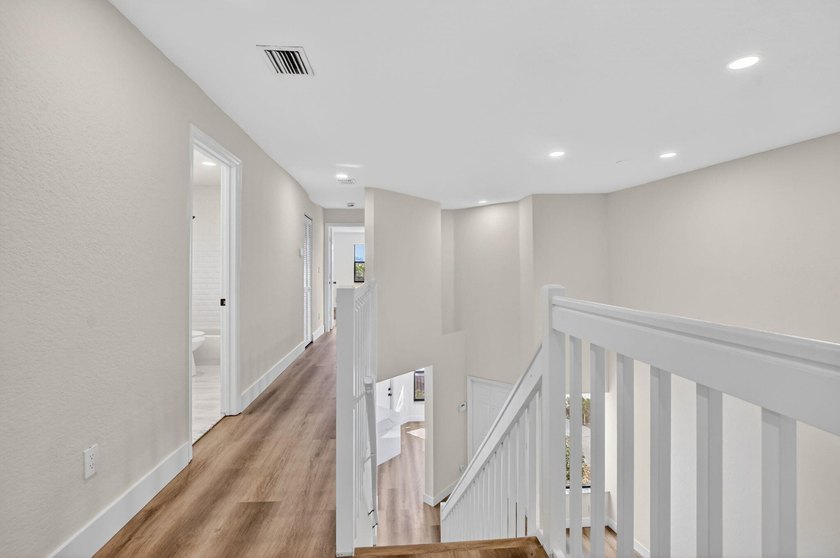 Welcome to 6647 Boca Hermosa Lane! Just renovated and move-in - photo 22