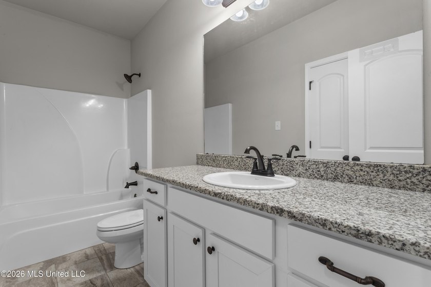 Don't miss this beautifully maintained home in the Savoy Place - photo 23