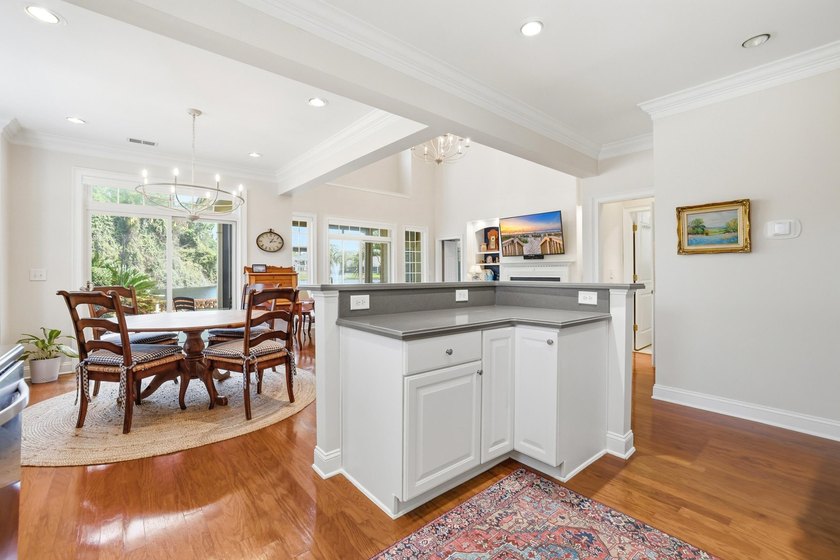 One of the most private settings in Huntington Lake Villas - - photo 17