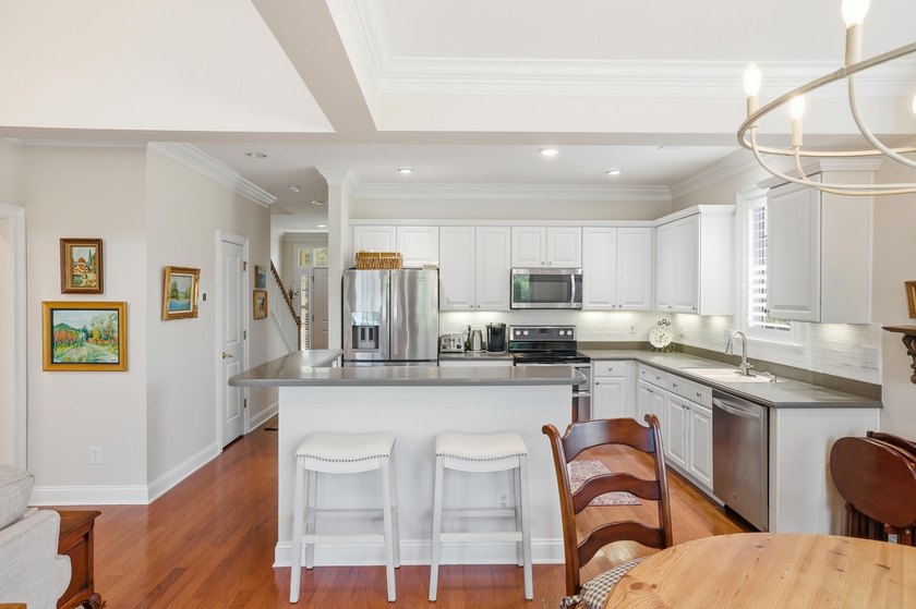 One of the most private settings in Huntington Lake Villas - - photo 22