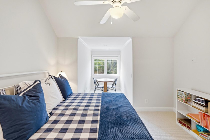 One of the most private settings in Huntington Lake Villas - - photo 47