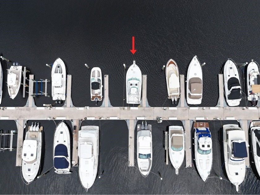 Own your piece of paradise with this premium deep-water boat - photo 4
