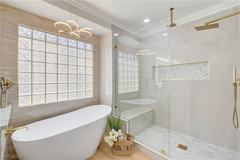 Welcome to this beautifully upgraded, energy-efficient - photo 20