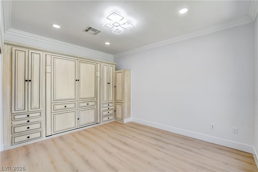 Welcome to this beautifully upgraded, energy-efficient - photo 21