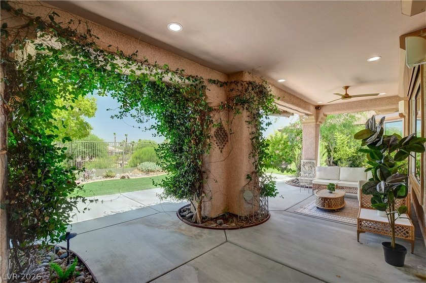 Welcome to this beautifully upgraded, energy-efficient - photo 28