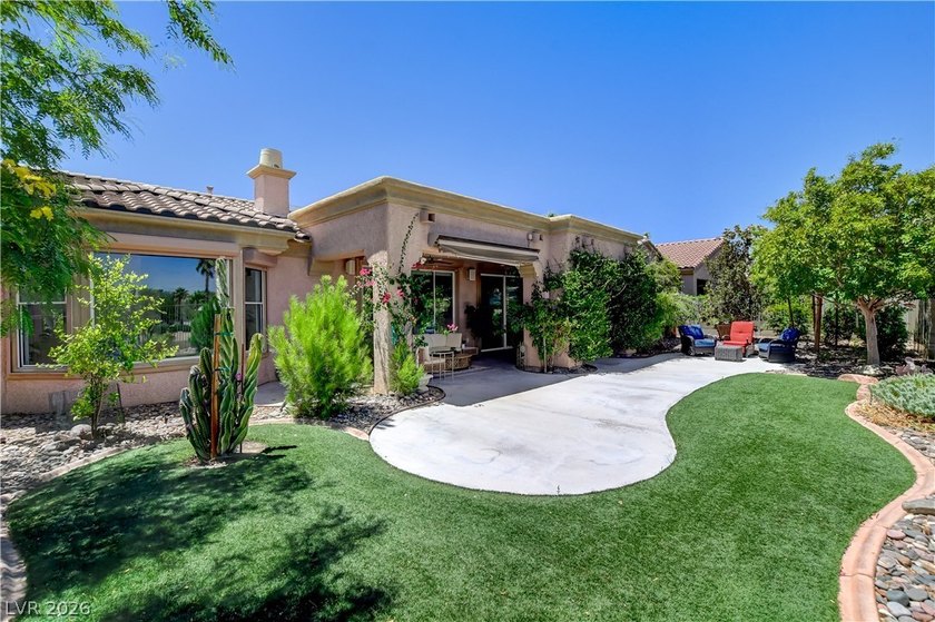 Welcome to this beautifully upgraded, energy-efficient - photo 32