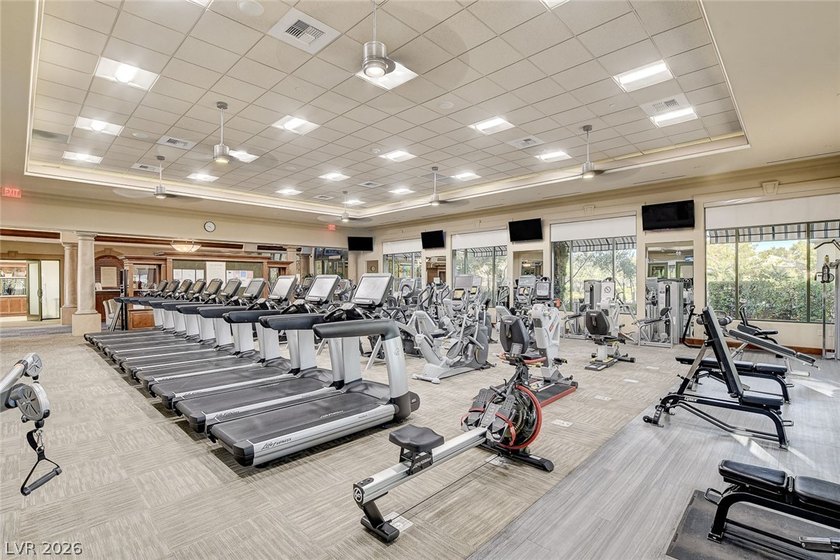 Welcome to this beautifully upgraded, energy-efficient - photo 39