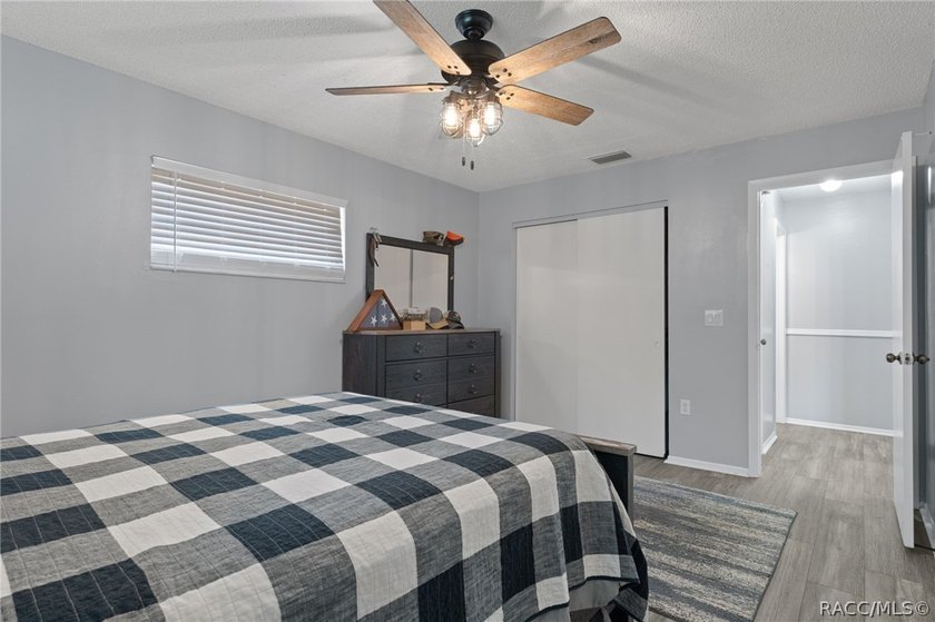 Move-in ready and full of charm, this well-maintained 2-bedroom - photo 15