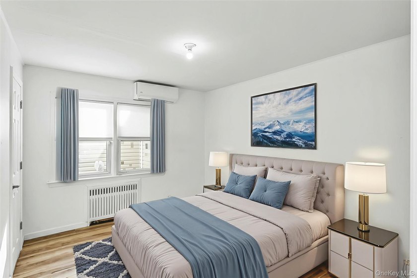 Welcome to your elegant and spacious remodeled, 6+ bedroom, 5 - photo 13
