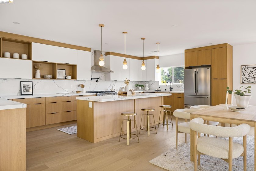 Nestled in Oakland's coveted Crocker Highlands neighborhood, 799 - photo 16