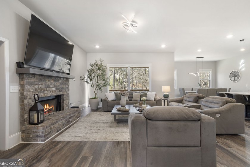 MINUTES AWAY FROM LAKE LANIER. Welcome to 1880 Grand Lanier - photo 6