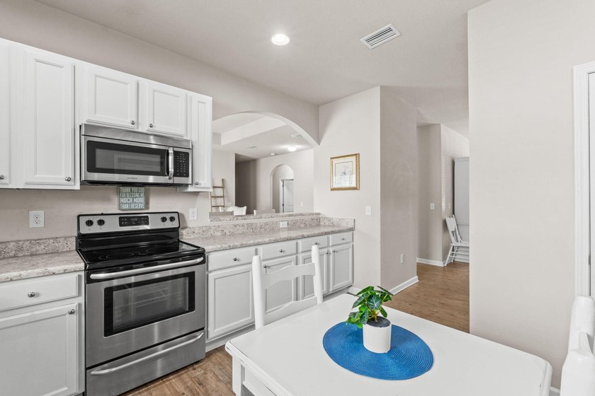 What a buy! Affordably priced to sell. This home has so much to - photo 11